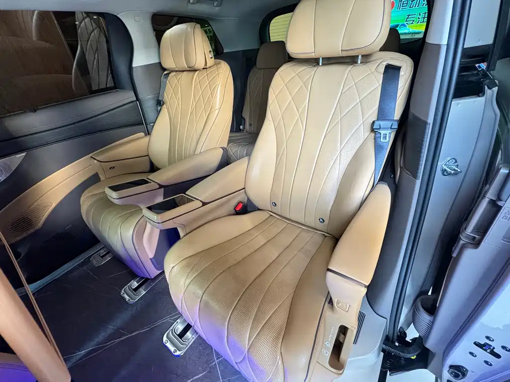 Denza D9 2022 DM-i 970 four-wheel drive flagship model купить на сайте DeffCars