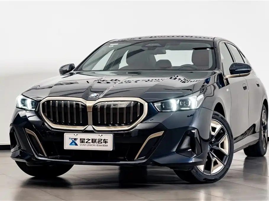 BMW 5 Series 2025 525Li M Sports Package купить на сайте DeffCars