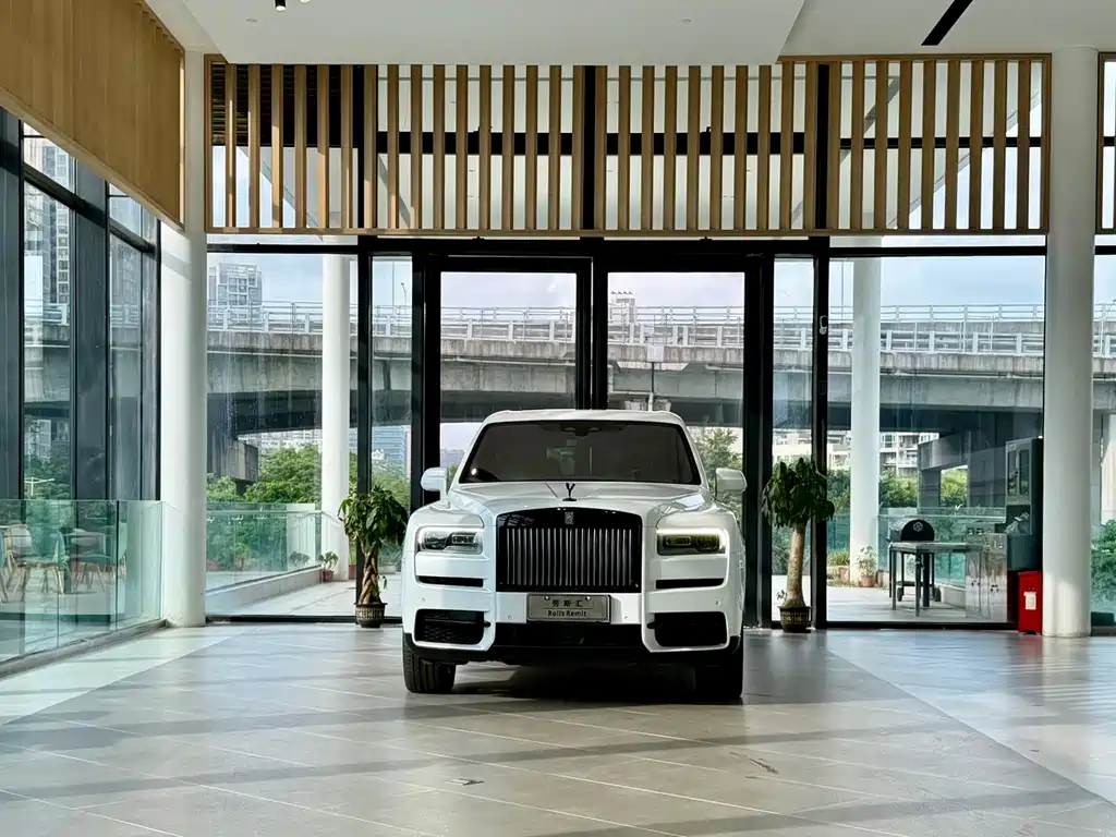 Cullinan 2018 Four Seater Edition купить на сайте DeffCars