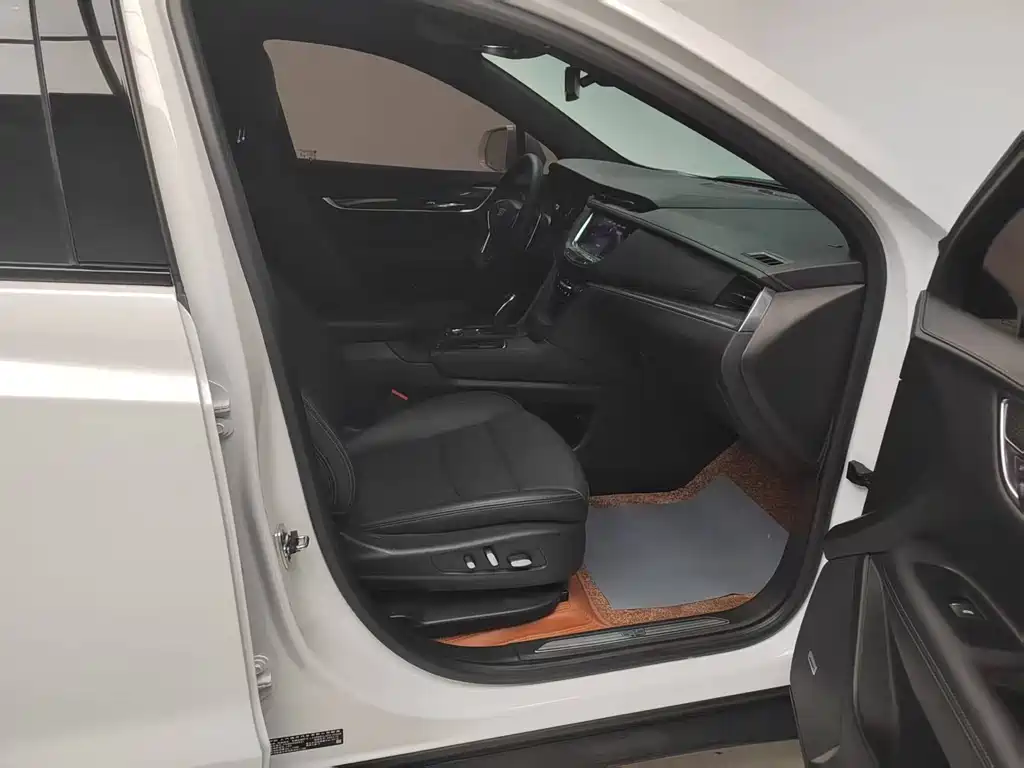 Cadillac XT5 2024 2.0T four-wheel drive luxury model (Hummingbird version) купить на сайте DeffCars