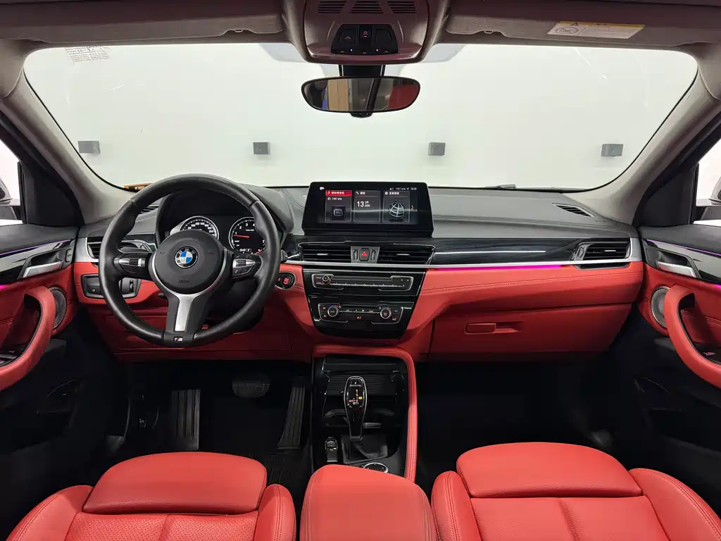BMW X2 2021 sDrive25i leading M sports package купить на сайте DeffCars