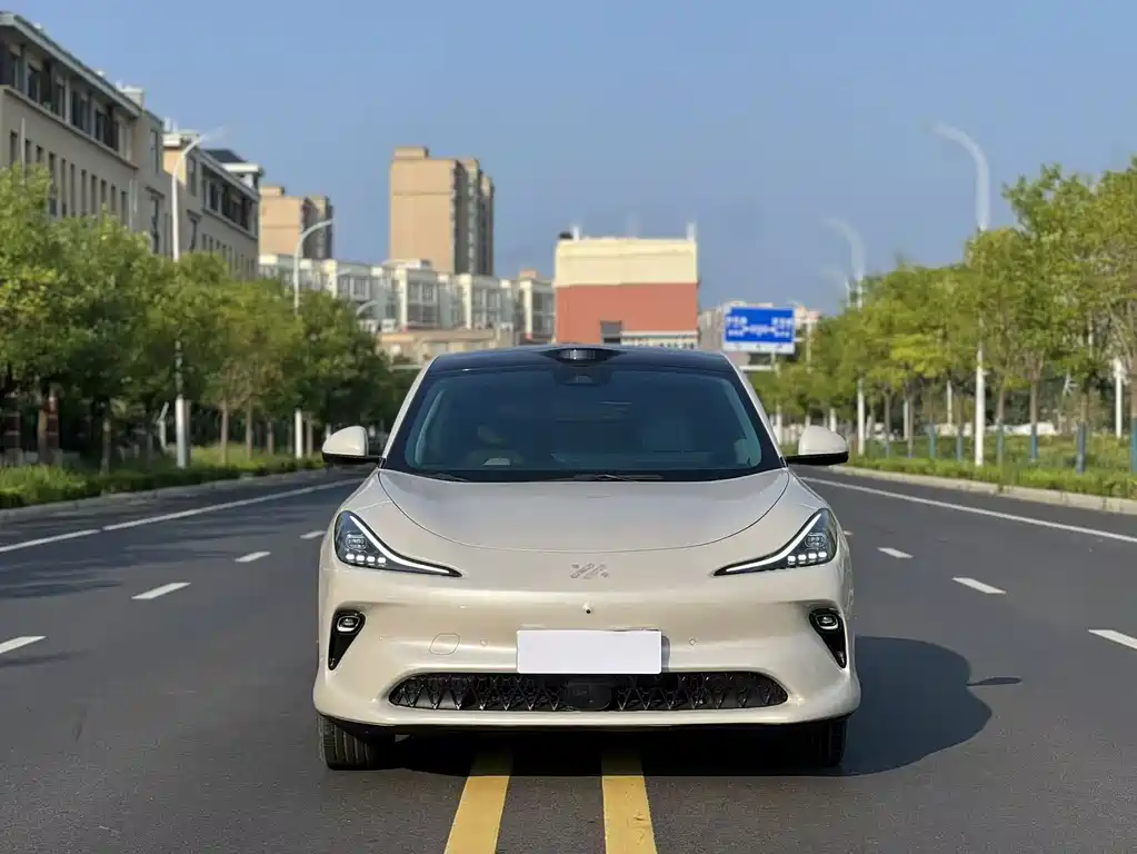 LS6 2025 Smart Lizard Driving Edition купить на сайте DeffCars