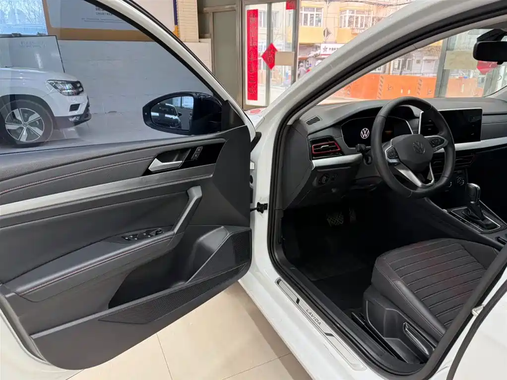 Lavida 2023 280TSI DSG Starry Sky Full Edition купить на сайте DeffCars