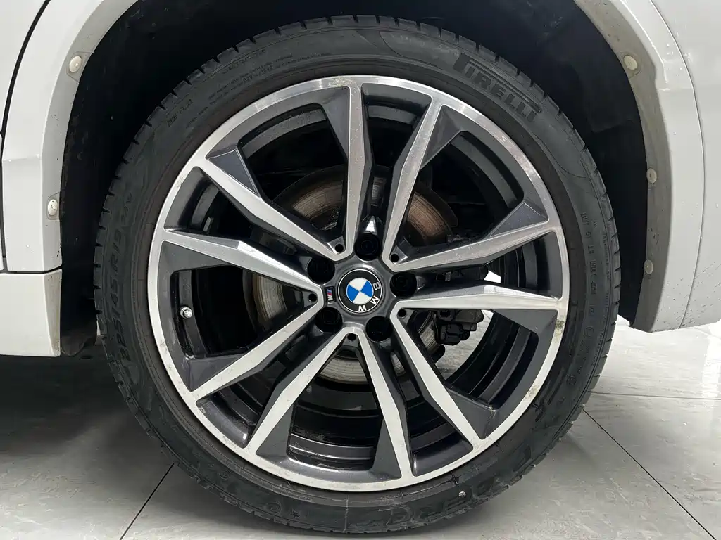BMW X2 2021 sDrive25i leading M sports package купить на сайте DeffCars