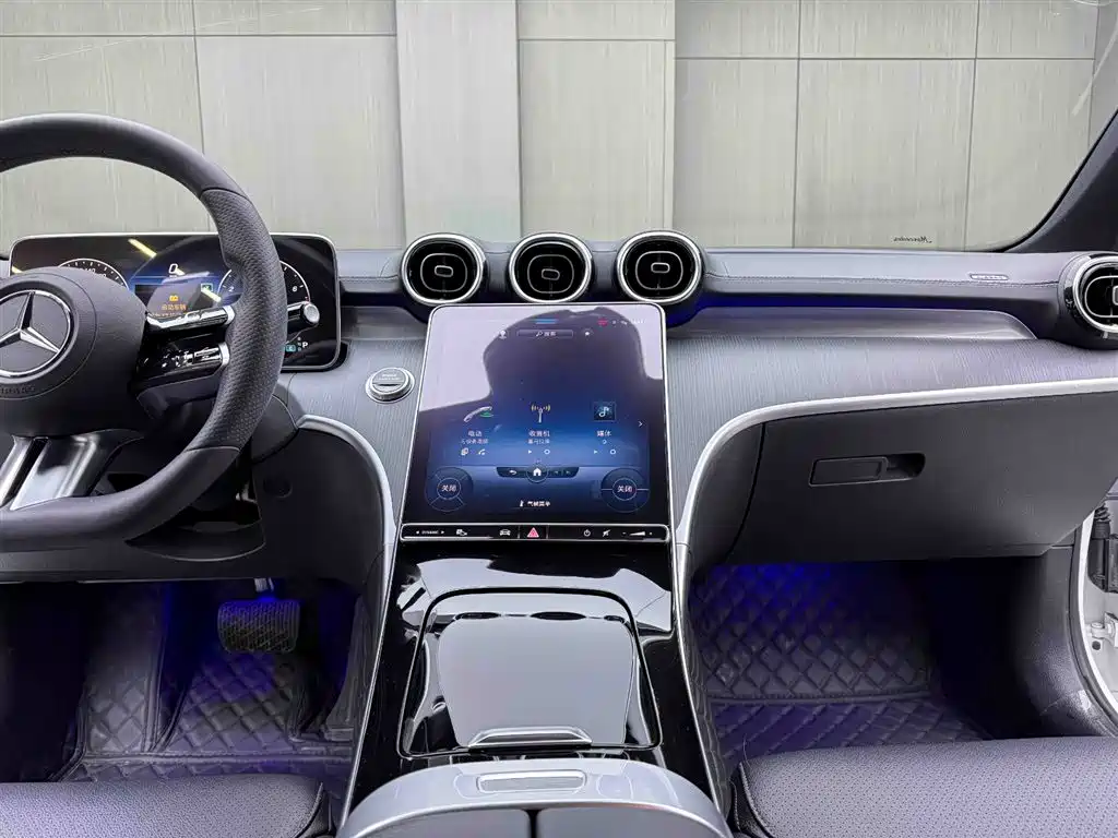 Mercedes-Benz C-Class 2022 facelift C 200 L sports version купить на сайте DeffCars