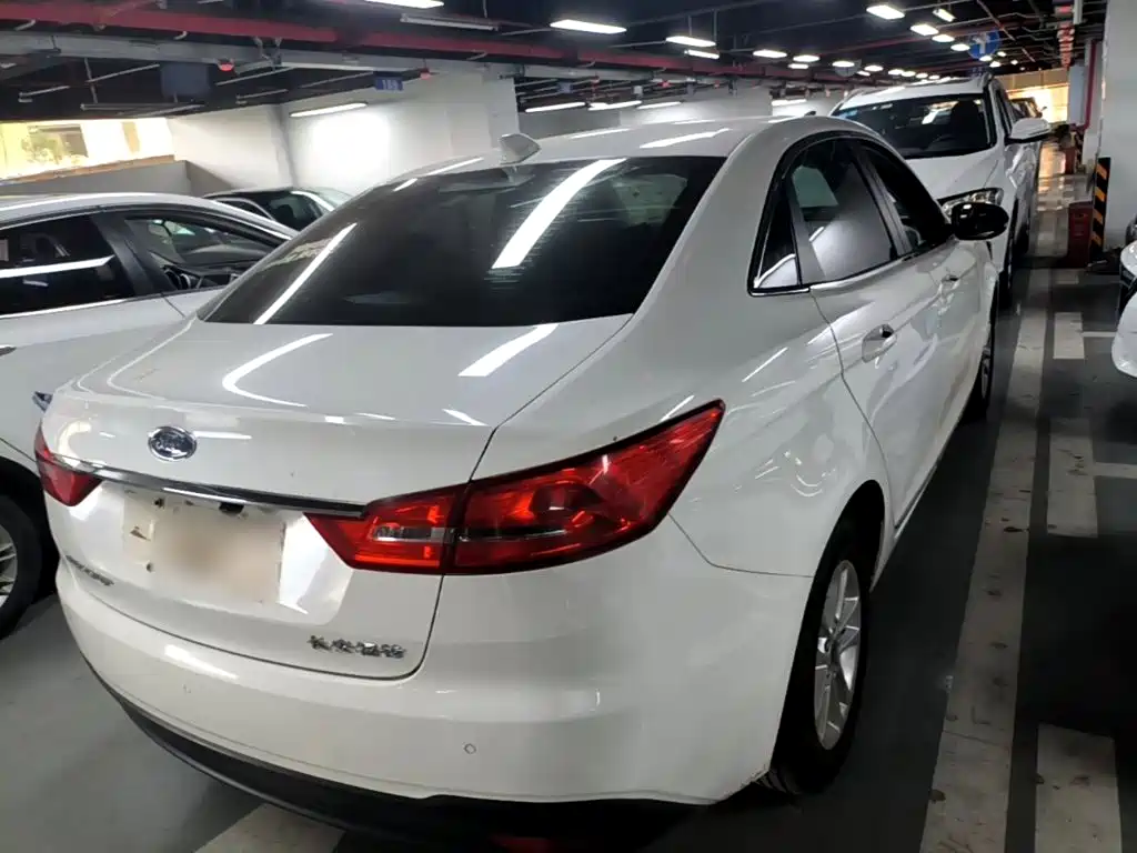 Escort 2019 1.5L Manual Quality купить на сайте DeffCars