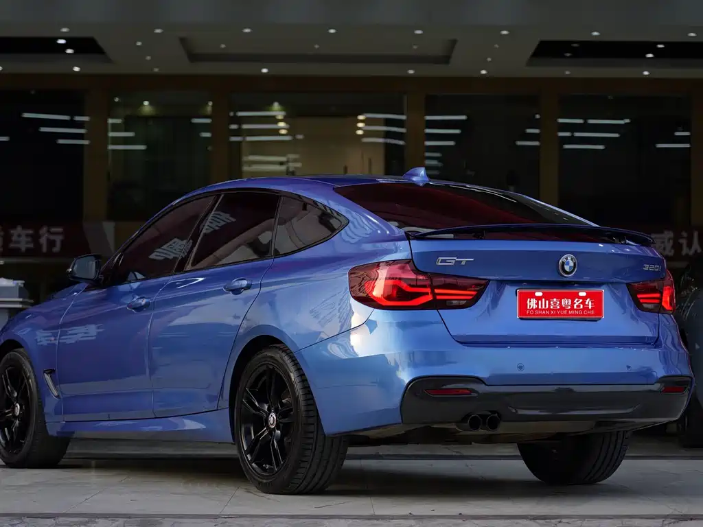 BMW 3 Series GT 2019 320i M Sports Night Edition купить на сайте DeffCars