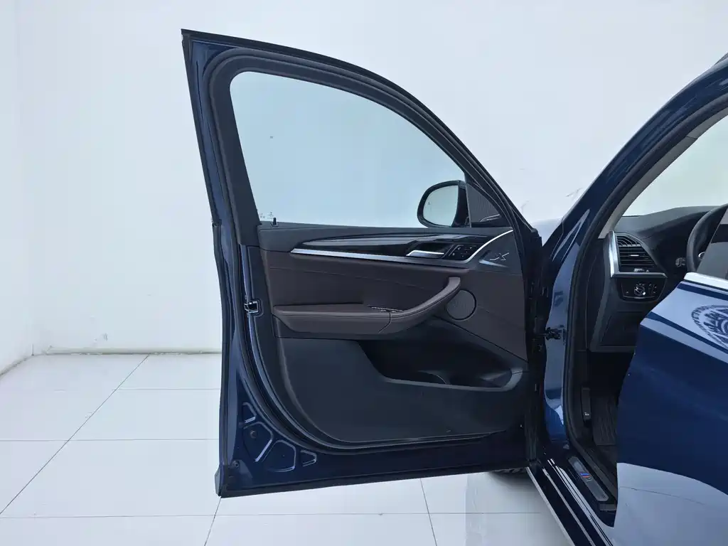 BMW X3 2021 xDrive30i Leading M Sports Package купить на сайте DeffCars