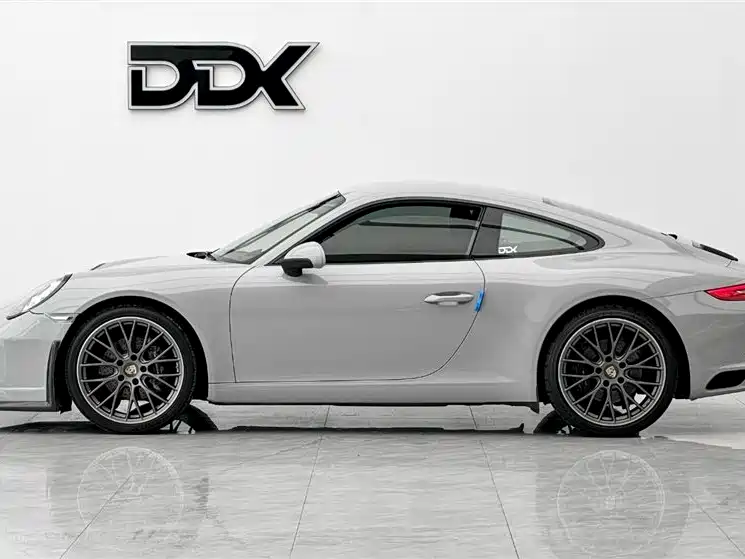 Porsche 911 2016 Carrera 3.0T купить на сайте DeffCars