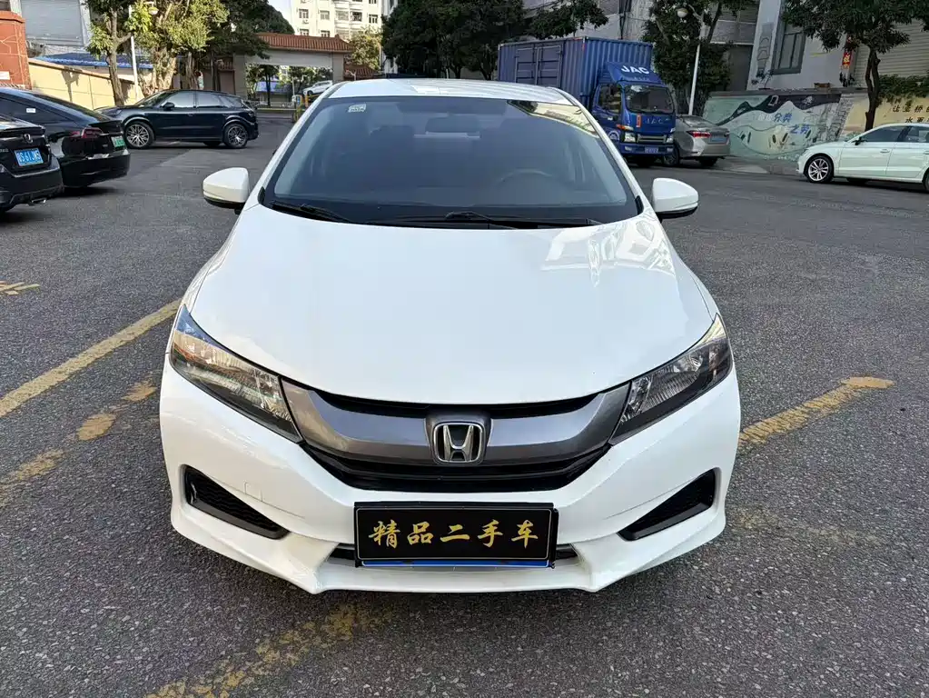 Fengfan 2017 1.5L CVT Elite Edition купить на сайте DeffCars