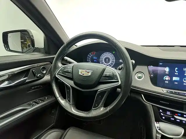 Cadillac CT6 2017 28T luxury model купить на сайте DeffCars