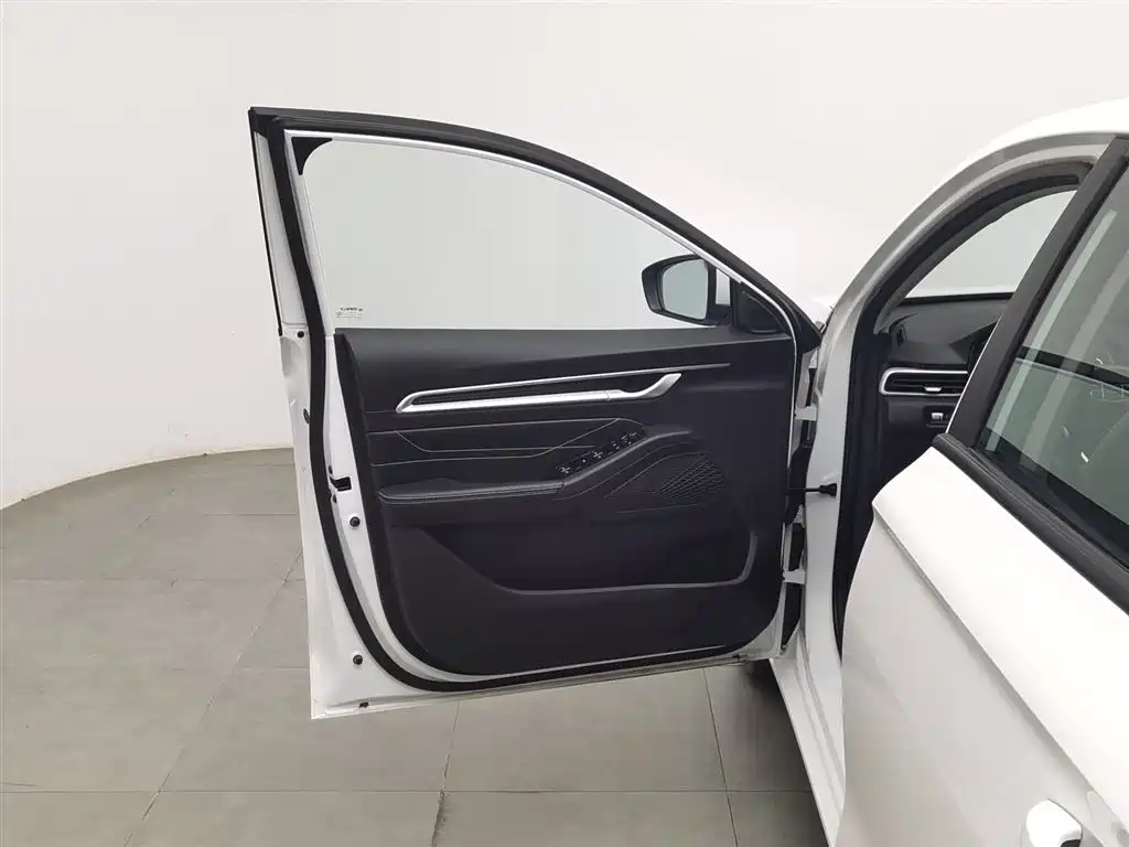 Emgrand 2025 4th Generation 1.5L Manual Dragon Edition купить на сайте DeffCars