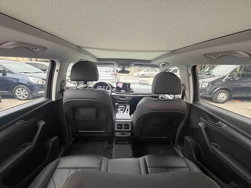Audi Q5L 2022 40T luxury and dynamic model купить на сайте DeffCars