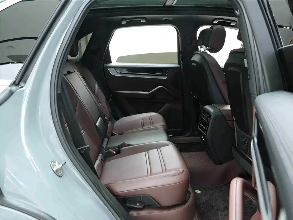 Cayenne 2024 Cayenne 3.0T купить на сайте DeffCars