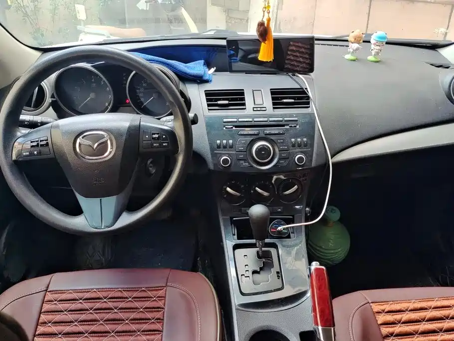 Mazda 3 Star 2015 Sedan 1.6L Automatic Elite купить на сайте DeffCars