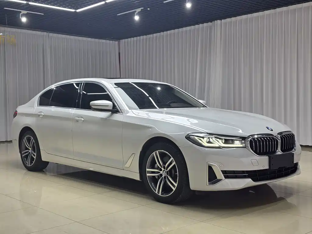 BMW 5 Series 2022 facelift 530Li leading model luxury package купить на сайте DeffCars