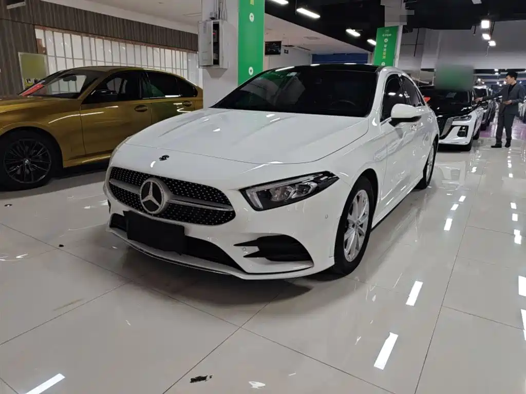 Mercedes-Benz A-Class 2020 A 200 L Sports Sedan купить на сайте DeffCars