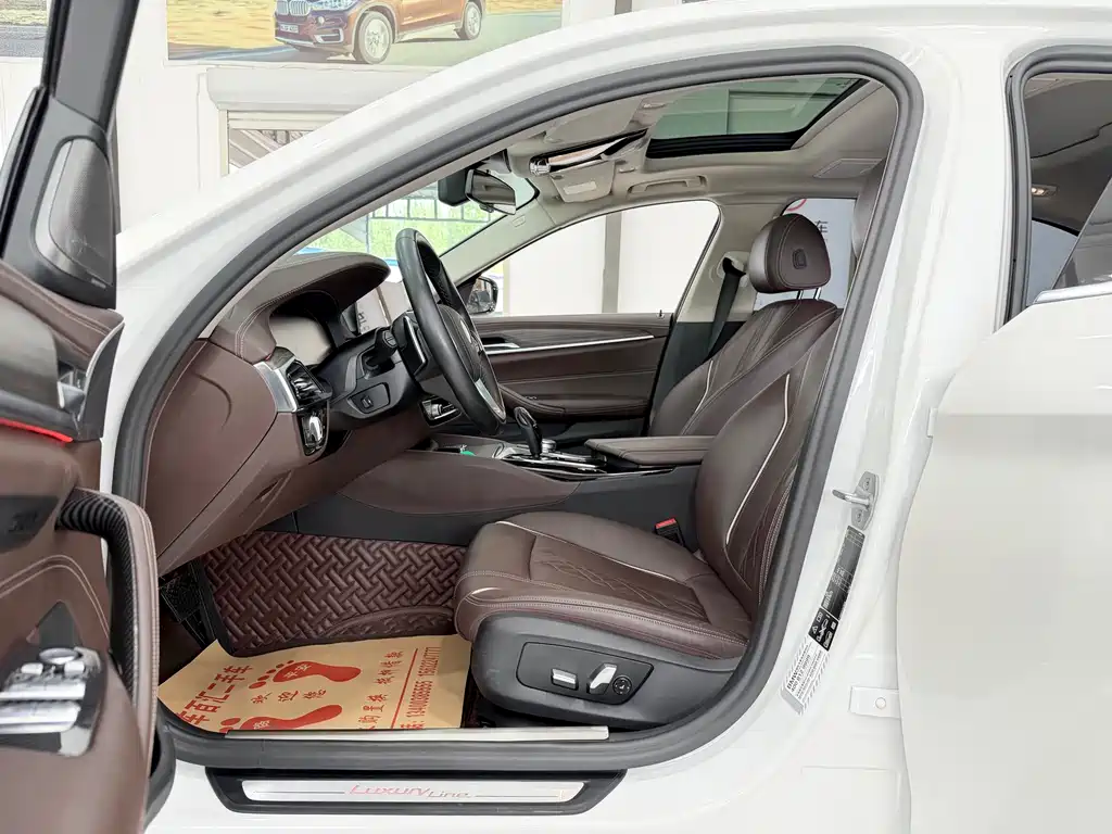 BMW 5 Series 2020 530Li xDrive Luxury Package купить на сайте DeffCars