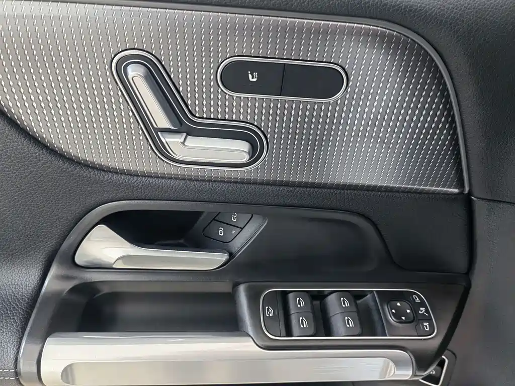Mercedes GLB 2022 200 Fashion Edition купить на сайте DeffCars