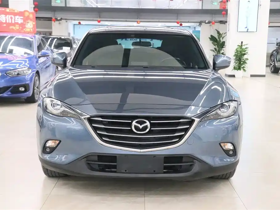 Mazda CX-4 2018 2.0L automatic two-wheel drive Blue Sky Premium Edition купить на сайте DeffCars