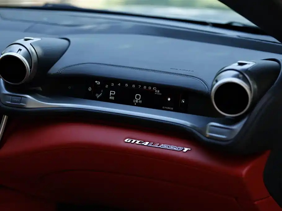 GTC4Lusso 2017 3.9T V8 купить на сайте DeffCars