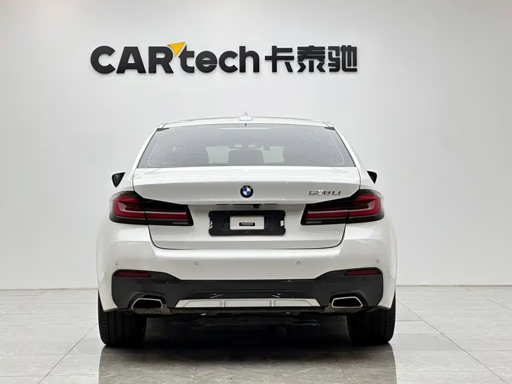 BMW 5 Series 2021 530Li Leading M Sports Package купить на сайте DeffCars