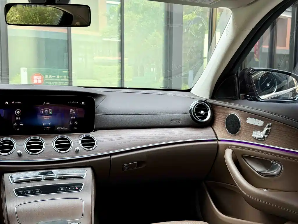 Mercedes-Benz E-Class 2022 E 300 L Sporty and Fashionable купить на сайте DeffCars