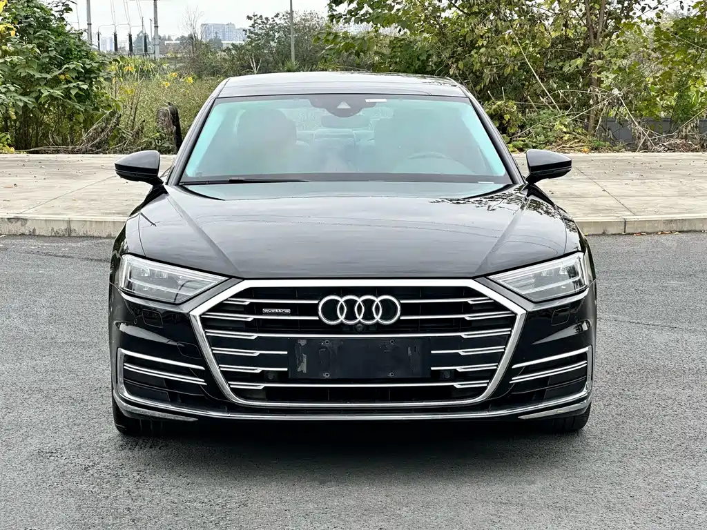 Audi A8 2019 facelift Plus A8L 50 TFSI quattro comfort type купить на сайте DeffCars