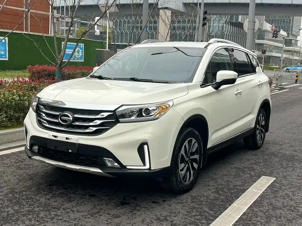 Trumpchi GS4 2018 235T Automatic 2WD Elite Million Commemorative Edition купить на сайте DeffCars