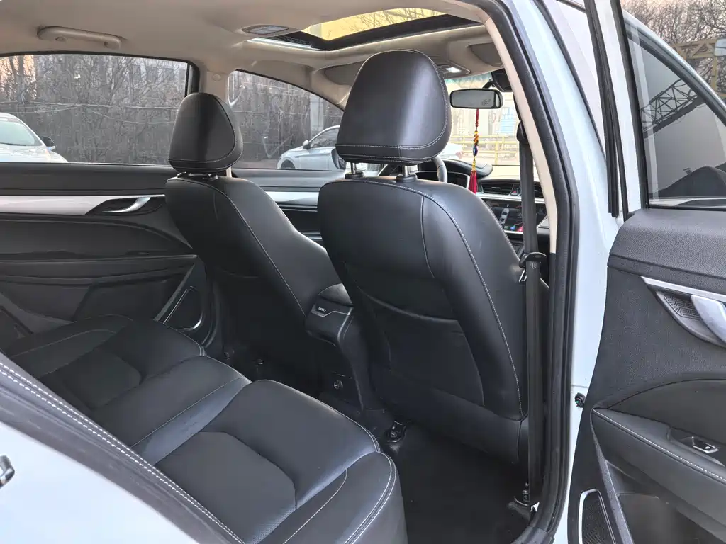 Emgrand 2018 1.5L CVT upward interconnection version купить на сайте DeffCars