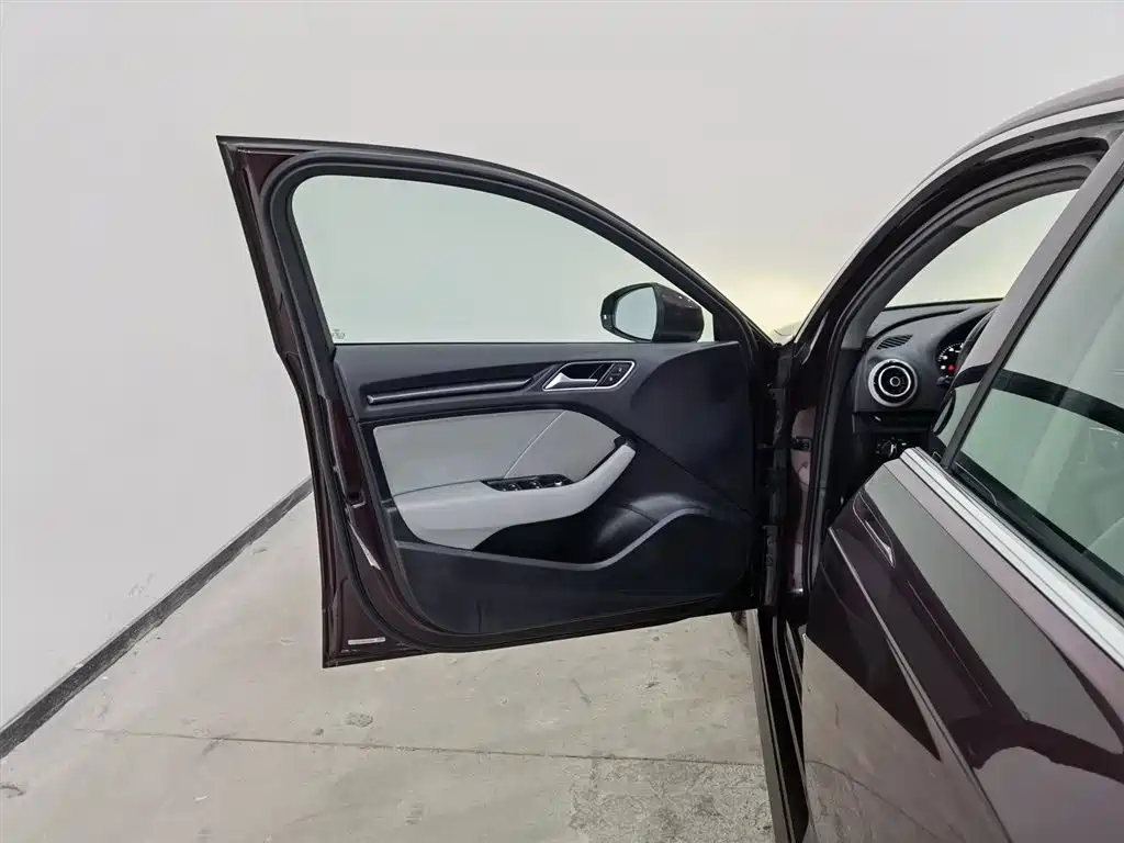 Audi A3 2019 Sportback 35 TFSI Fashion Type National V купить на сайте DeffCars