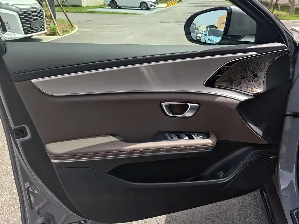 Han 2025 DM-i Intelligent Driving Edition 125km Lidar Flagship купить на сайте DeffCars