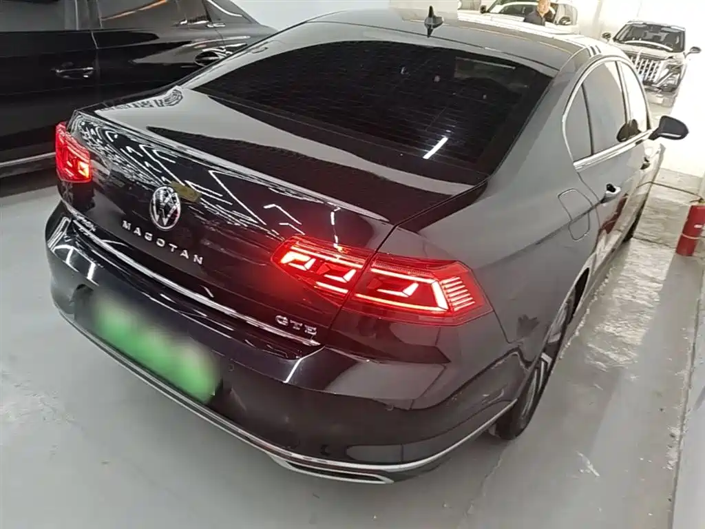 Magotan GTE plug-in hybrid 2022 GTE luxury model купить на сайте DeffCars