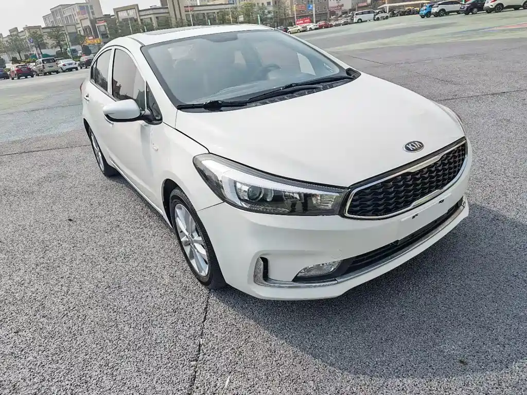 Kia K3 2017 1.6L Automatic 15th Anniversary Special Edition GLS купить на сайте DeffCars