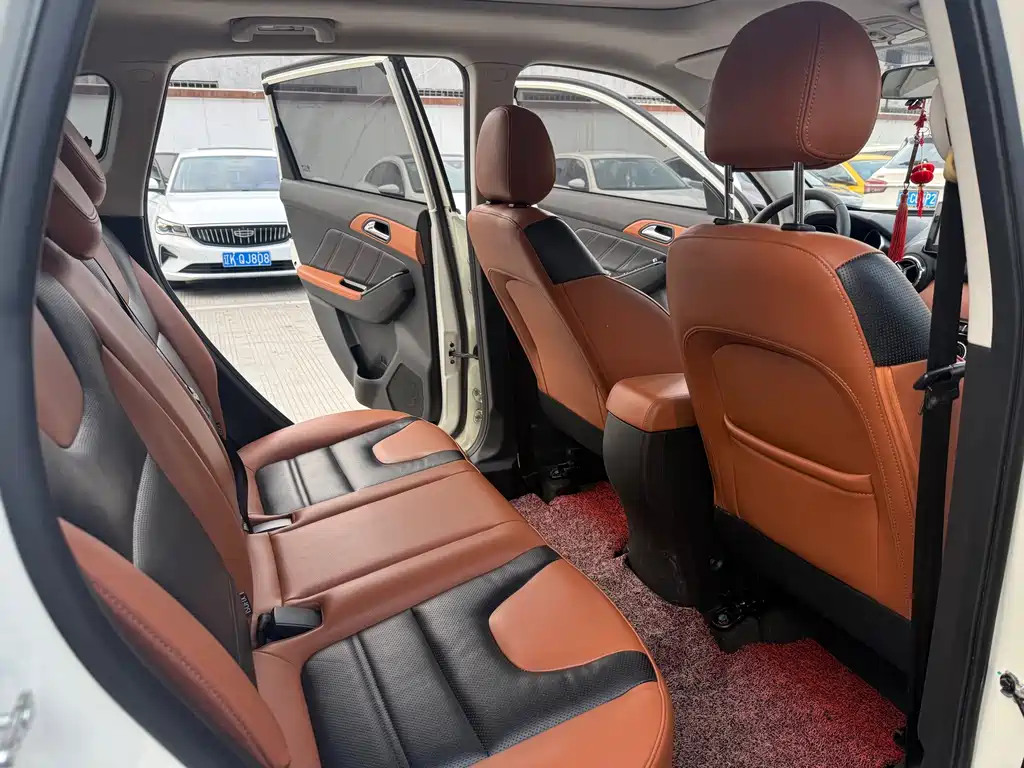 Saab X35 2016 1.5L automatic luxury version купить на сайте DeffCars
