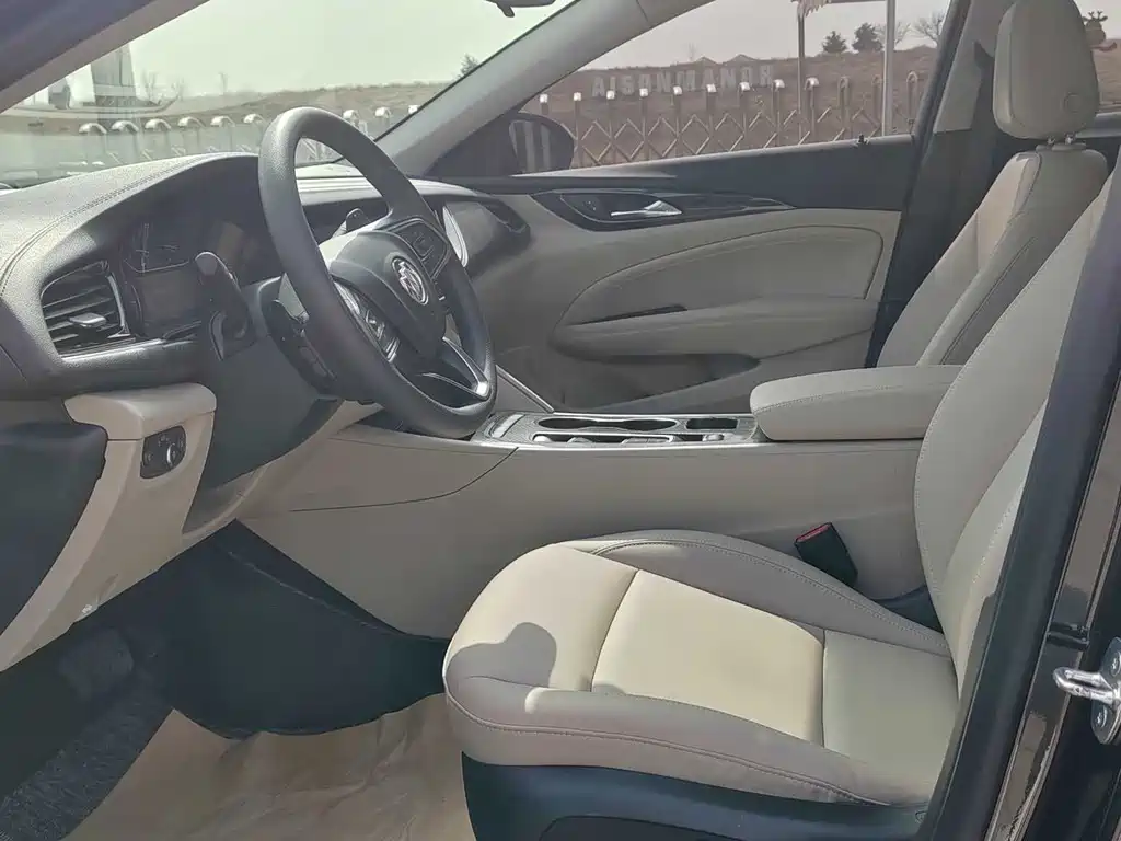 Regal 2020 552T Elite купить на сайте DeffCars