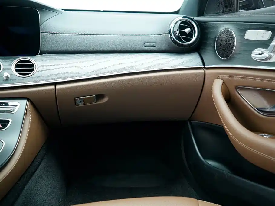 Mercedes-Benz E-Class 2021 facelift E 300 L sporty and stylish купить на сайте DeffCars