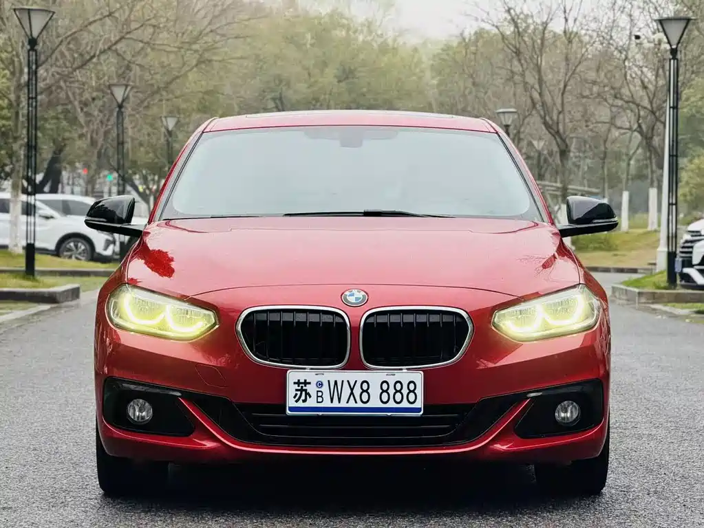 BMW 1 Series 2017 118i Sports купить на сайте DeffCars