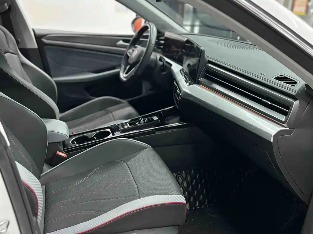 Lingdu 2023 Lingdu L 280TSI DSG Hot Edition купить на сайте DeffCars