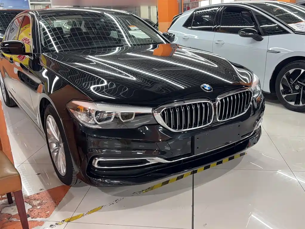 BMW 5 Series 2020 525Li Luxury Package купить на сайте DeffCars