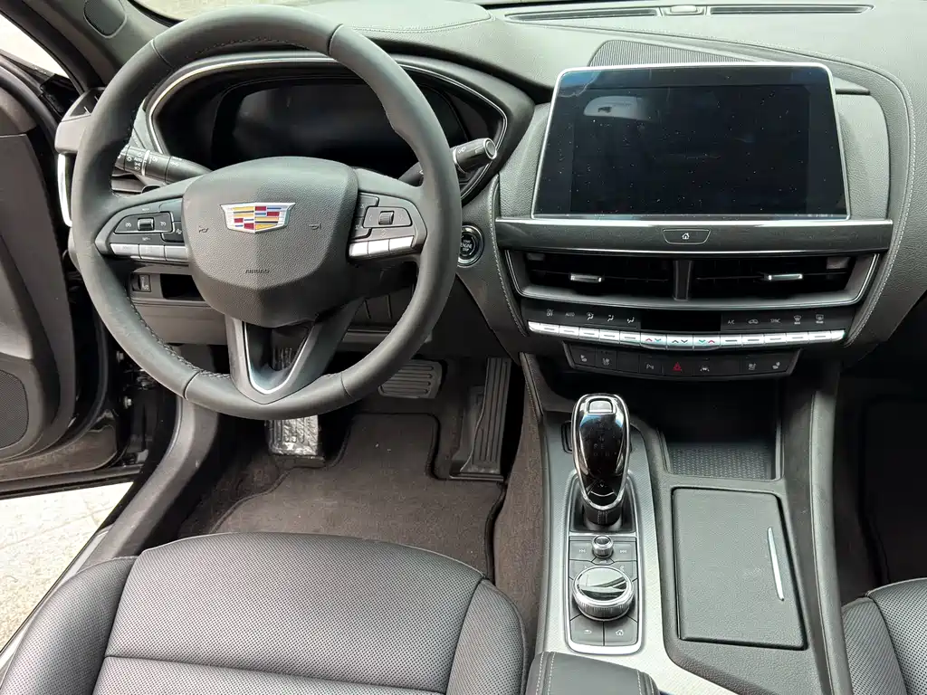 Cadillac CT5 2023 28T luxury model (standard version) купить на сайте DeffCars
