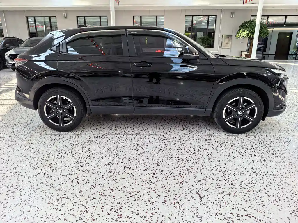 Vezel (HR-V) 2023 1.5L CVT Elite Edition купить на сайте DeffCars