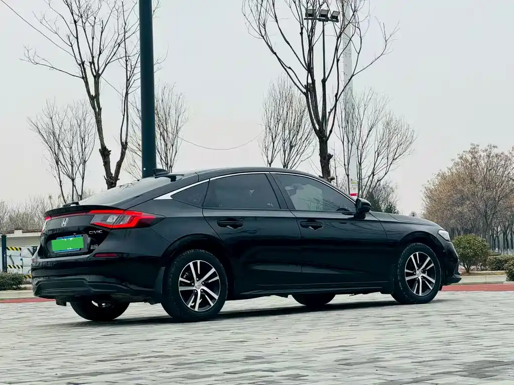 Civic 2023 HATCHBACK 240TURBO CVT Extreme Edition купить на сайте DeffCars
