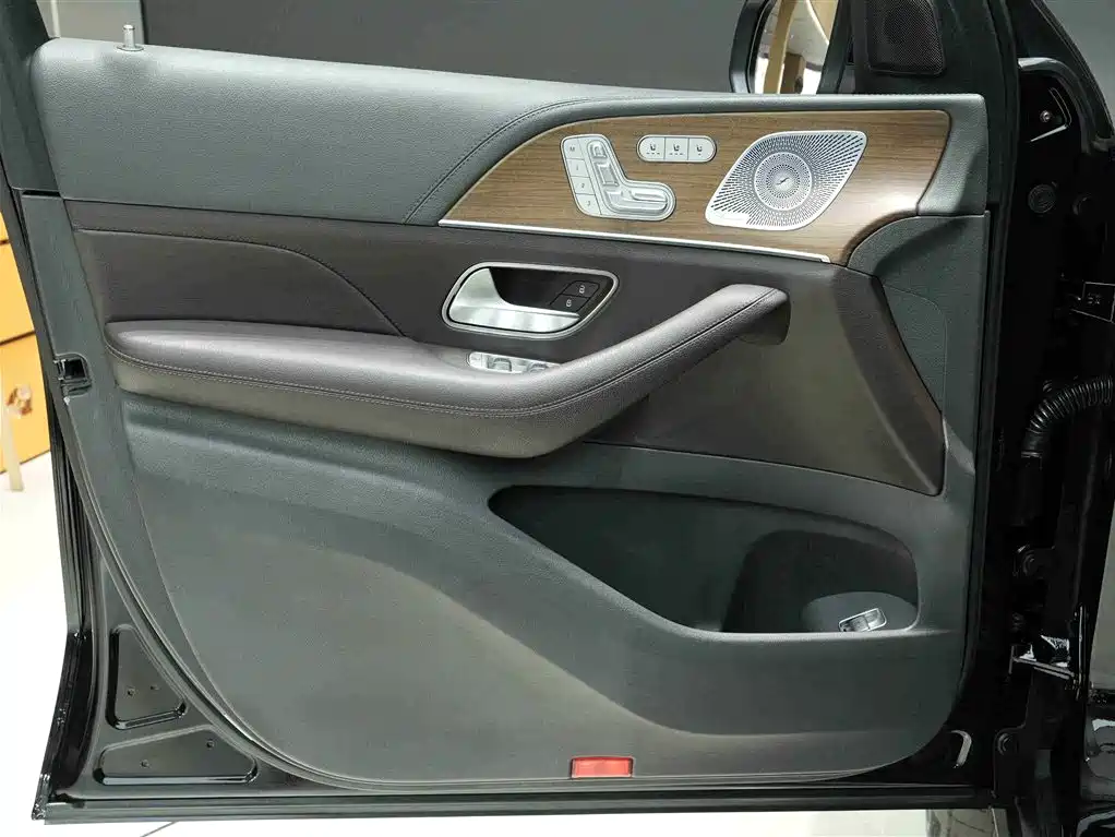 Mercedes-Benz GLS 2020 GLS 450 4MATIC luxury model купить на сайте DeffCars
