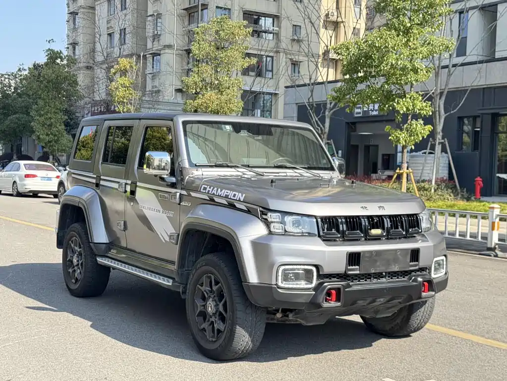 Beijing off-road BJ40 2021 2.0T automatic four-wheel drive ring tower championship version купить на сайте DeffCars