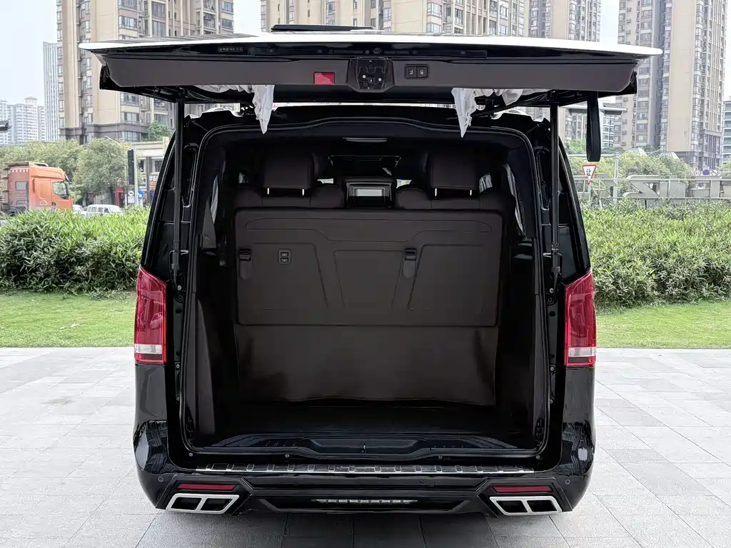 Vito 2021 2.0T Business Edition 7 seats купить на сайте DeffCars