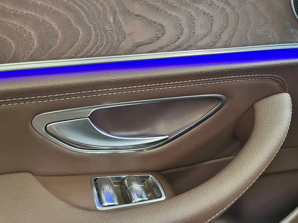 Mercedes-Benz E-Class 2020 E 300 L Fashion купить на сайте DeffCars