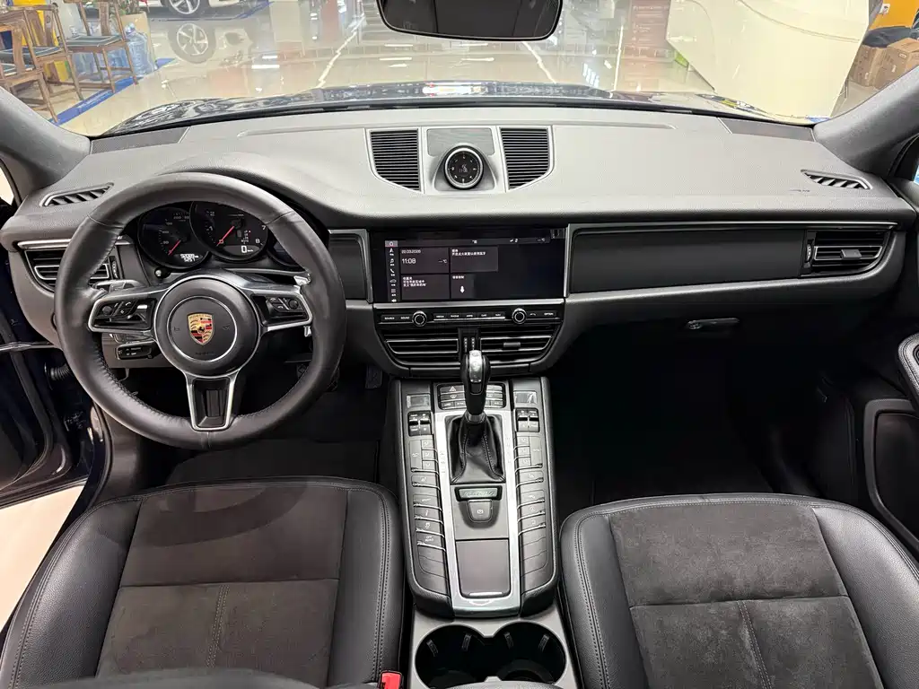 Macan 2018 Macan 2.0T купить на сайте DeffCars