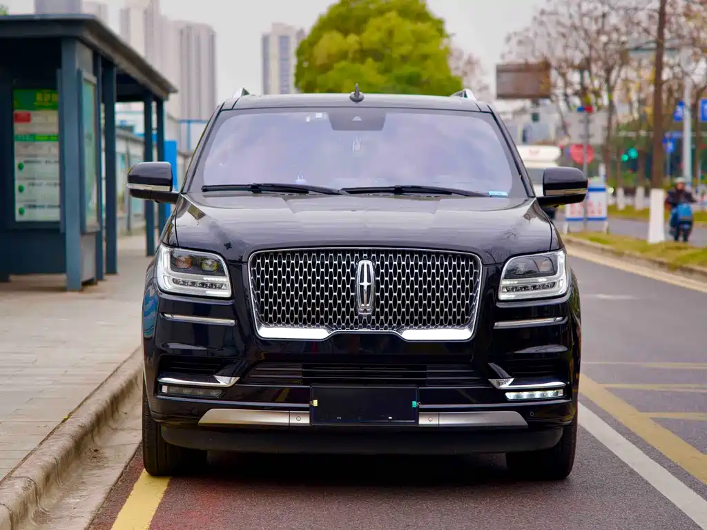 Navigator 2018 3.5T Honor Edition National V купить на сайте DeffCars