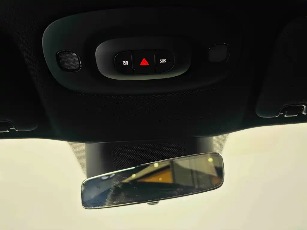 Xiaomi SU7 2026 rear drive standard version купить на сайте DeffCars